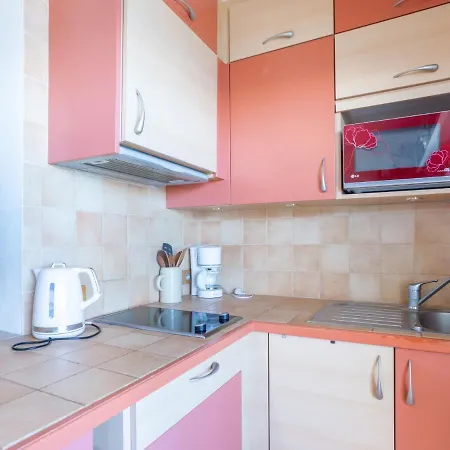 דירה Studio La Galiote-1 By Interhome
