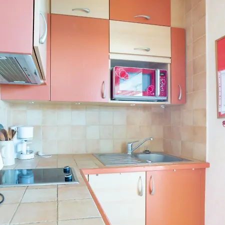 Apartment Studio La Galiote-1 By Interhome